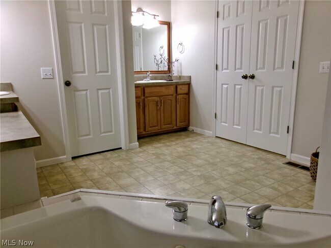 Building Photo - 3473 Churchill Downs