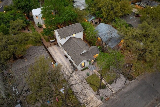 Building Photo - 3108 Dancy St