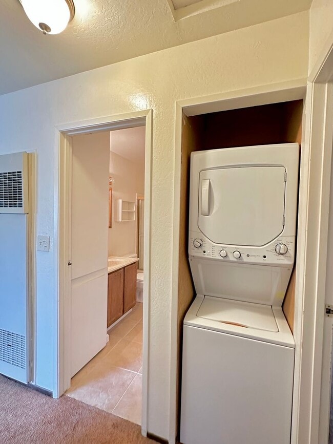 Building Photo - COMING SOON! |  $2,390 / 2 BR - CONVENIENT CASTRO VALLEY LIVING: CONDO WITH GARAGE, STORAGE & PLA...