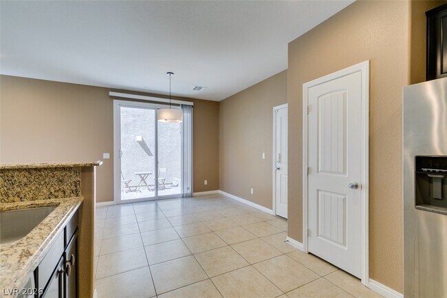 Building Photo - 3118 Biccari Ave