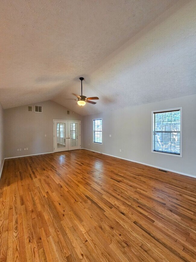 Building Photo - 1257 W Bridgewood Pl