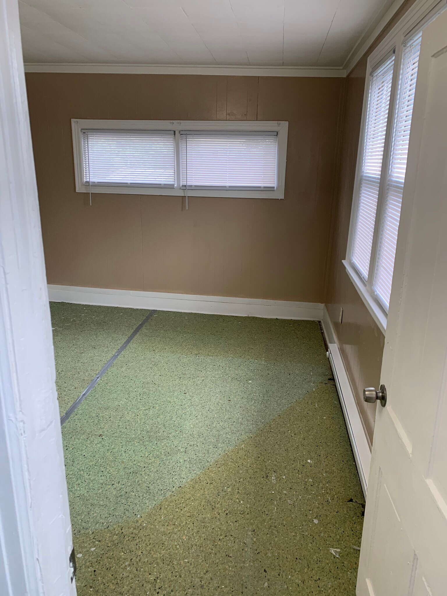 back bedroom - new carpeting is being installed mid-May - 1216 W Norwegian St
