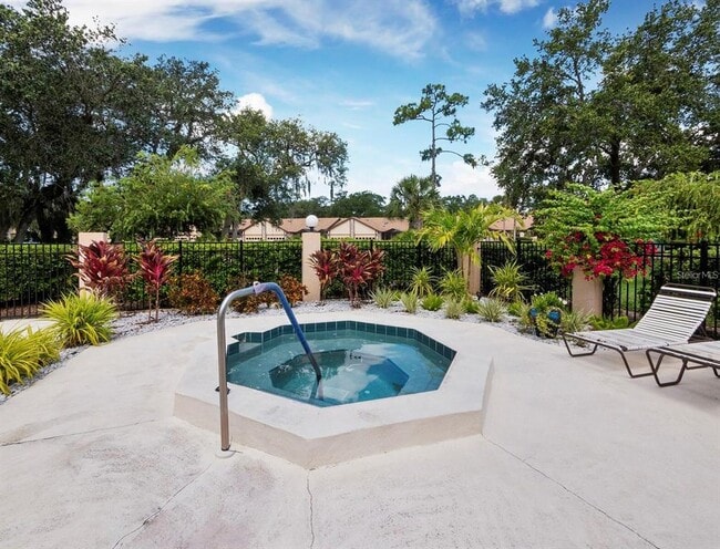Building Photo - 5767 Avista Dr