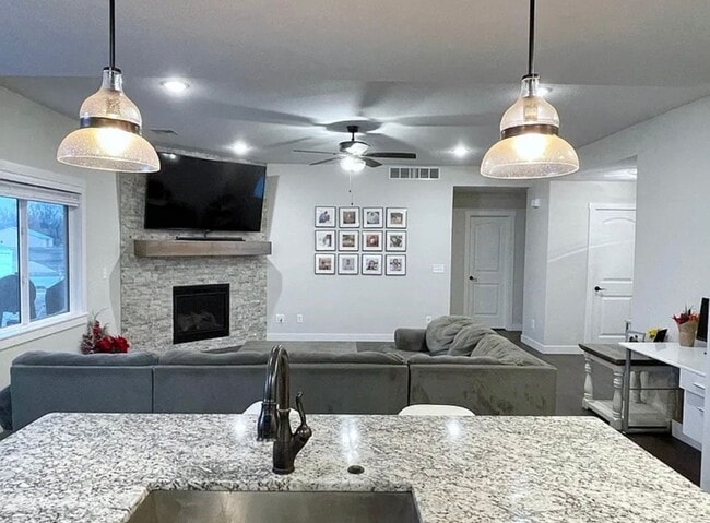 Building Photo - 3-Car Garage + Spacious Yard + Stainless Appliances + Fireplace + Near NEW Oliver Brown Elementary