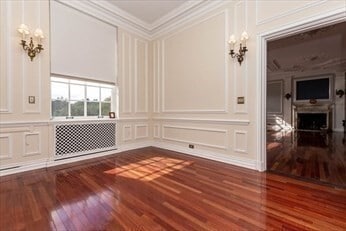 Building Photo - 16 Balmoral St