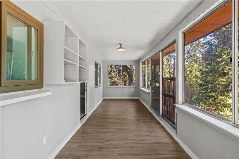 Building Photo - 5401 Shangrala Ln