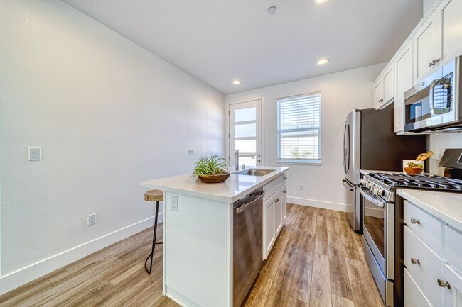 Building Photo - Phase 1 Bungalow Rental - Lot D40 Main