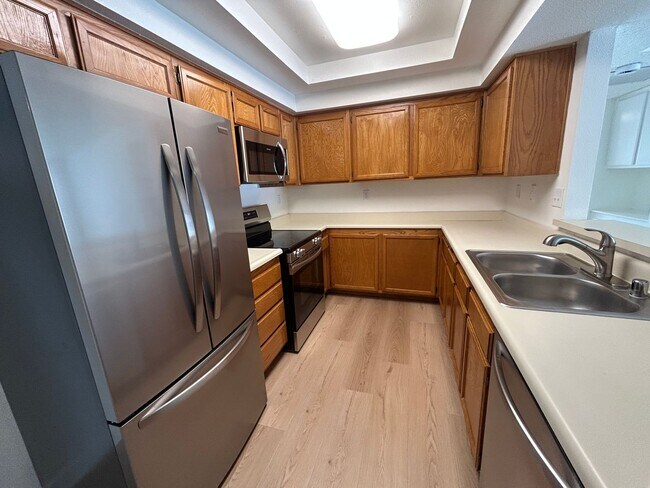 Building Photo - 85 COUNTRY MILE RD POMONA 91766 (2 BED / 2...