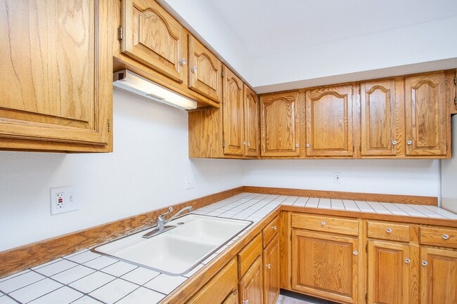 Building Photo - 6139 Little Pine Cir