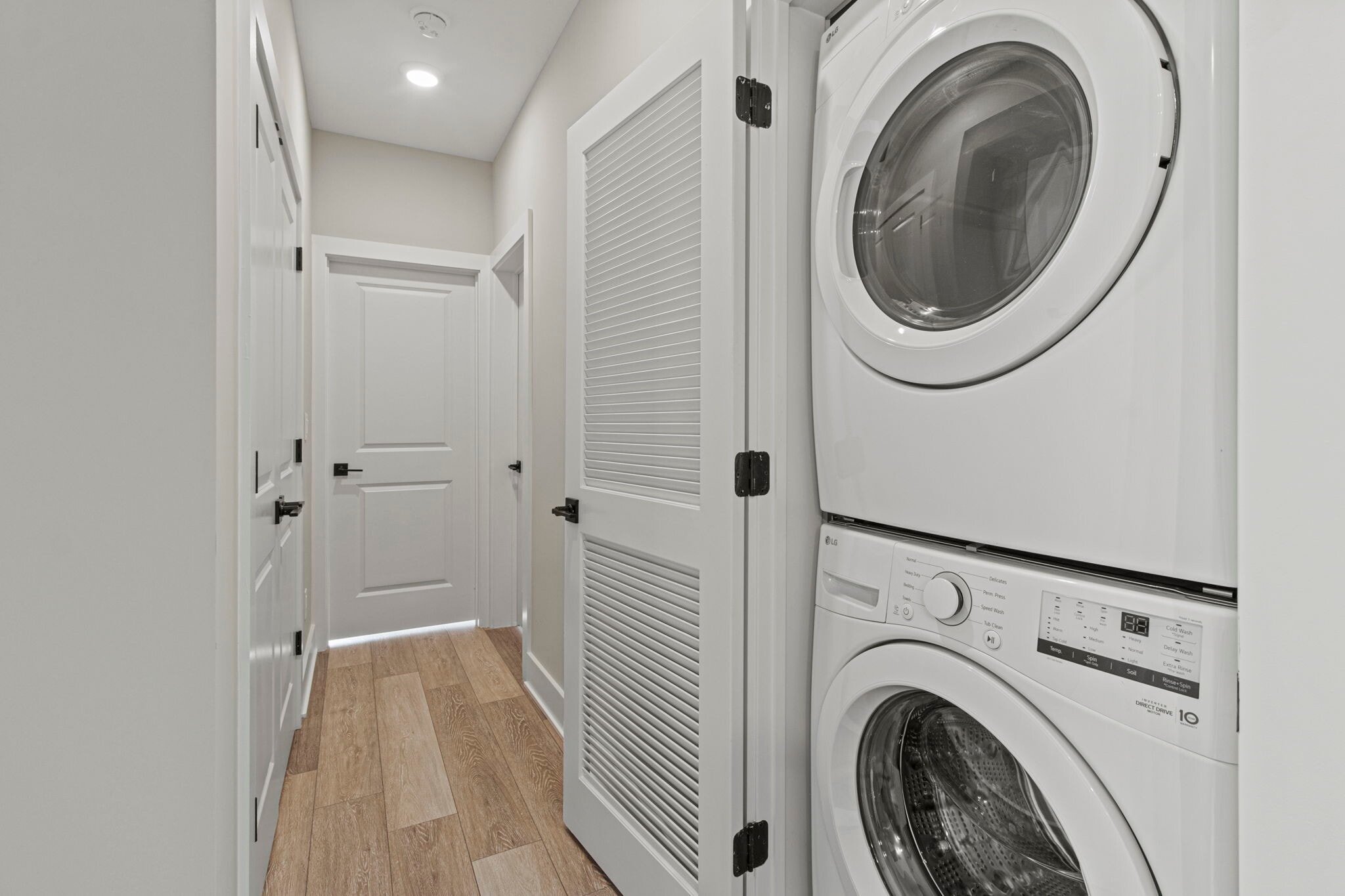 Building Photo - 2625 W Jefferson St