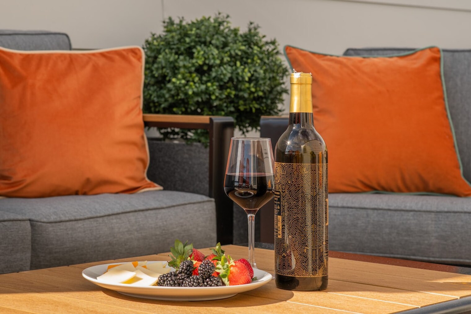 Building Photo - 1282 W 11th Ave