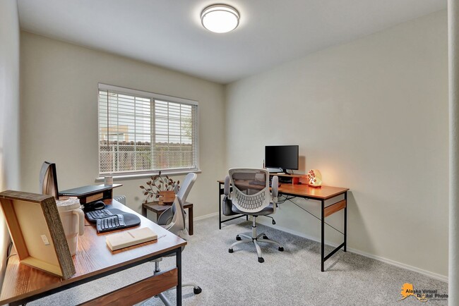 Building Photo - Stunning 3 Bedroom Home in East Anchorage with Garage