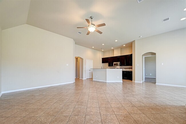 Building Photo - 402 Conchola Ln