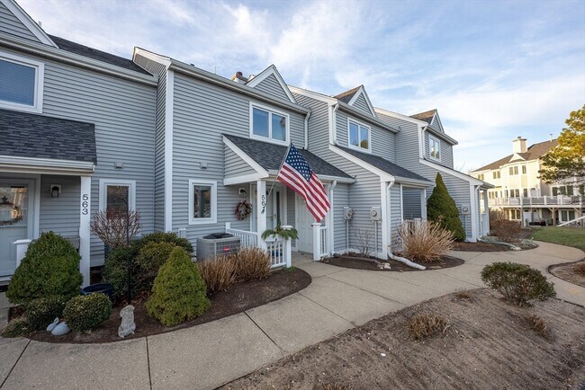 Building Photo - 561 White Cliffs Dr