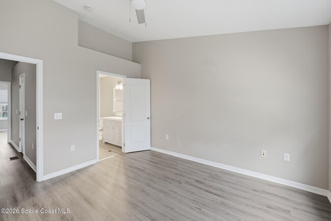 Building Photo - 1368 Hampton Park Ln