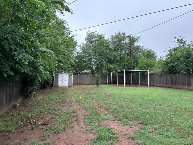 Building Photo - 2720 NW 49th St