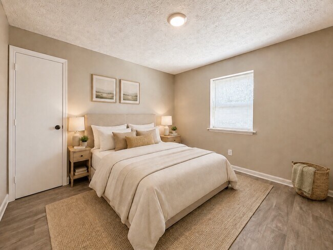 Building Photo - 733 Hill Rise Ct