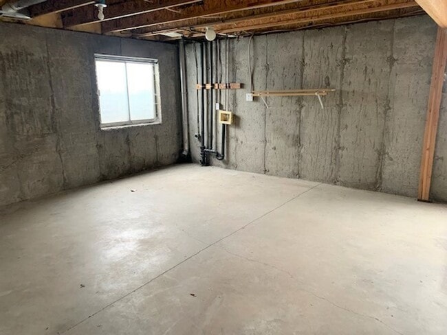 Building Photo - 3509 Forest Ct