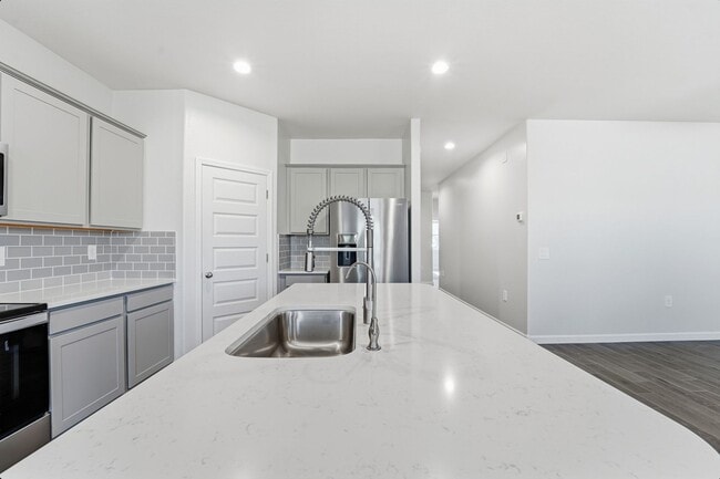 Building Photo - Modern 4-Bedroom Ranch-Style Corner Lot Home - *RENT SPECIAL*