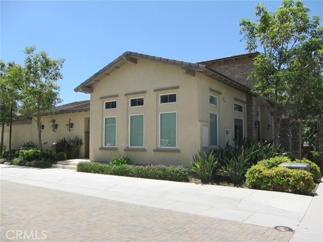 Building Photo - 155 W Via Rua Flores