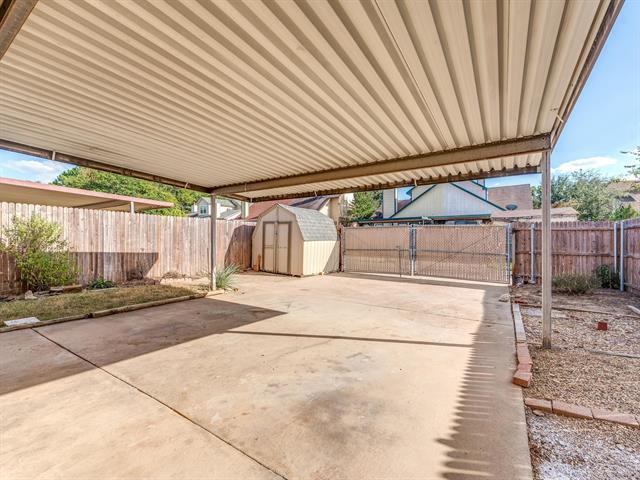 Building Photo - 715 Normandy Dr