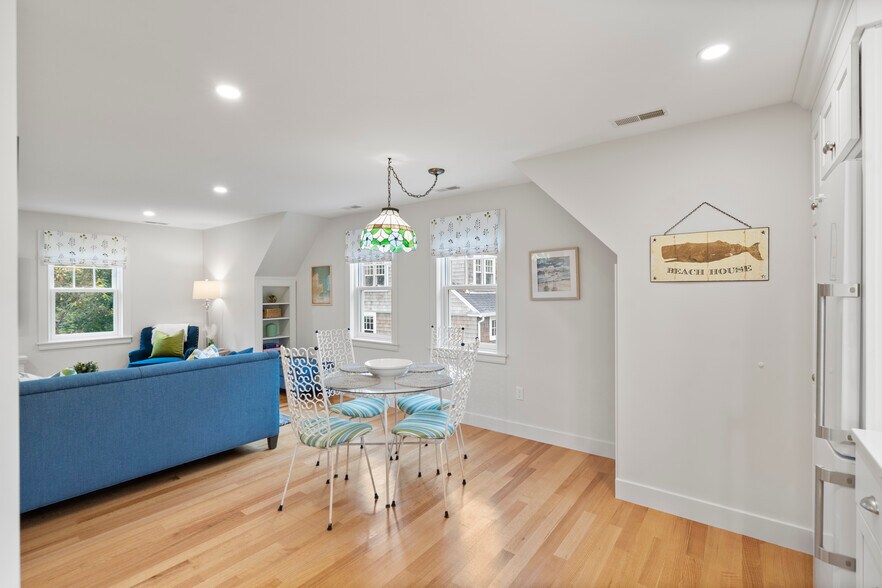 Building Photo - 5 Calebs Ln