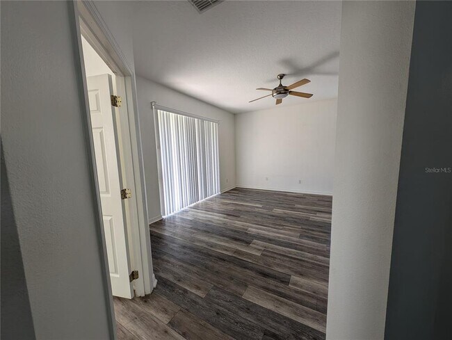 Building Photo - 5281 Los Palma Vista Dr