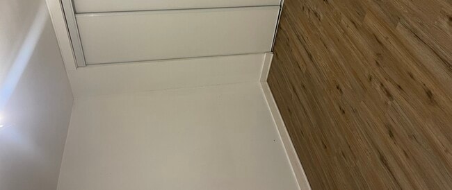 Building Photo - 4919 W Wabansia Ave