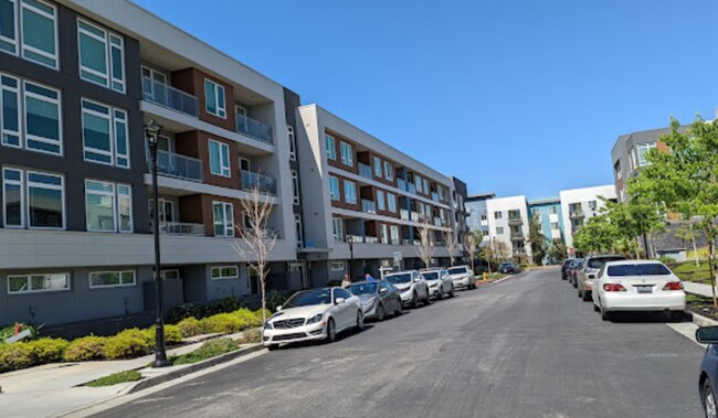 Building Photo - 5933 Sunstone Dr