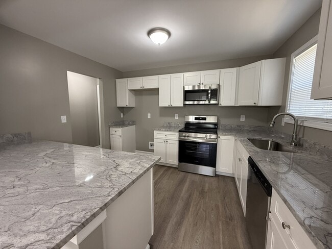 Building Photo - 1050 Echo Brook Trail