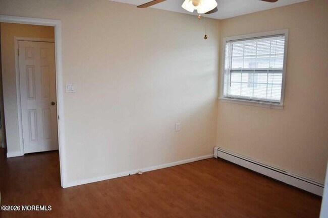 Building Photo - 27 Castle Harbor Dr