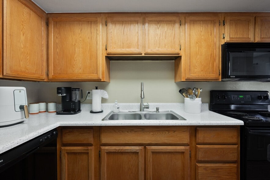 Building Photo - 1310 South Pima-SI ID1244324P