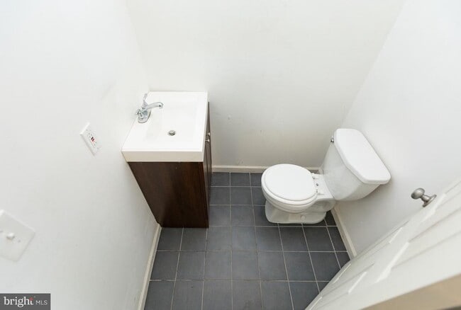 Building Photo - 2222 Earp St