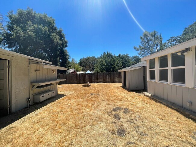 Building Photo - 9230 Curbaril Ave