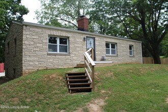 Building Photo - 10105 Oak Grove Rd