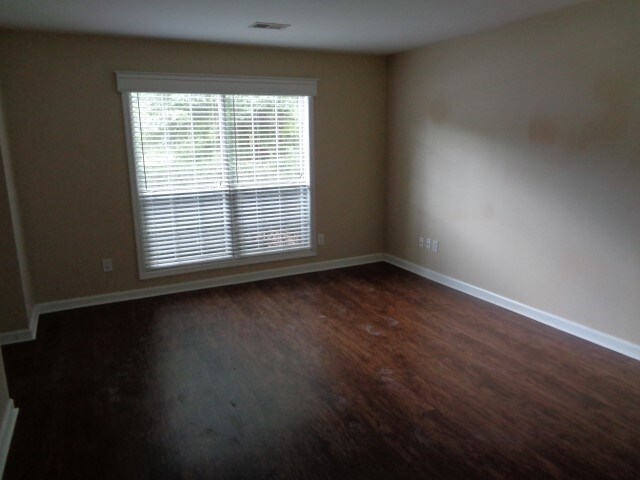 Building Photo - 5430 Harris Creek Dr