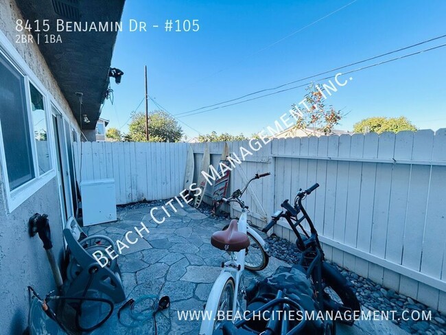 Building Photo - Beautifully Updated 2 Bedroom, 1 Bath with...