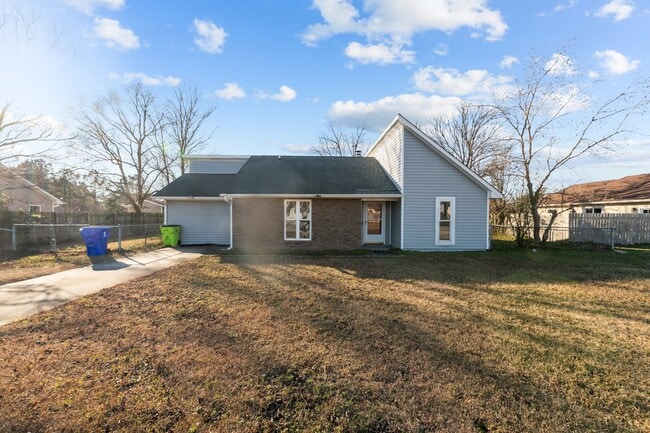 Building Photo - 308 Panther Trail