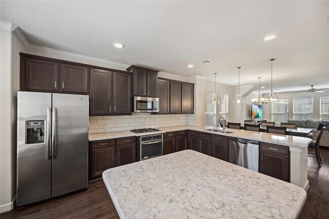 Building Photo - 1506 Brayson Oaks Pl