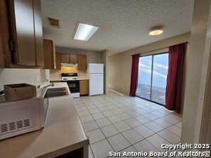 Building Photo - 8338 Longhorn Ridge Dr