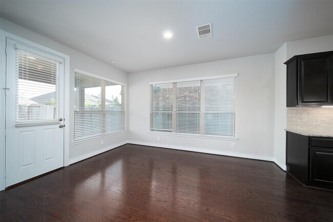 Building Photo - 13927 Manobrook Ct