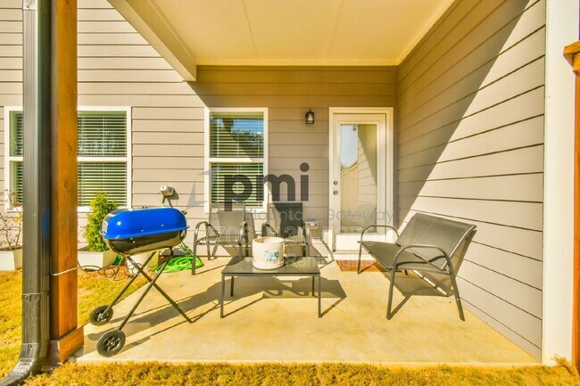 Building Photo - 6306 Pne Rdg Pt