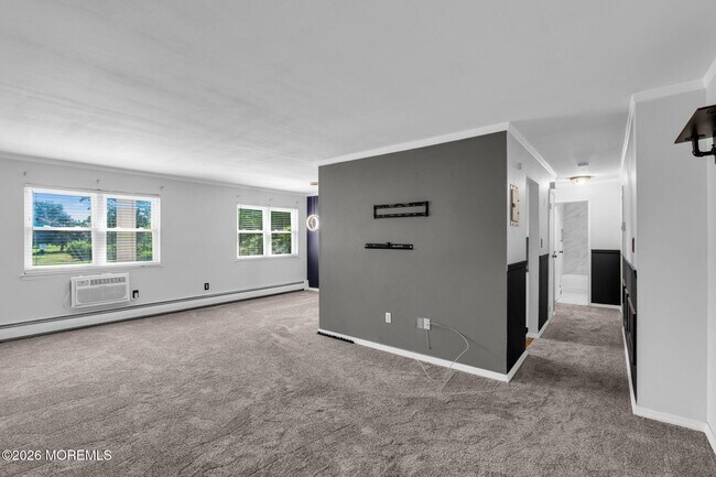 Building Photo - 60 Manchester Ct