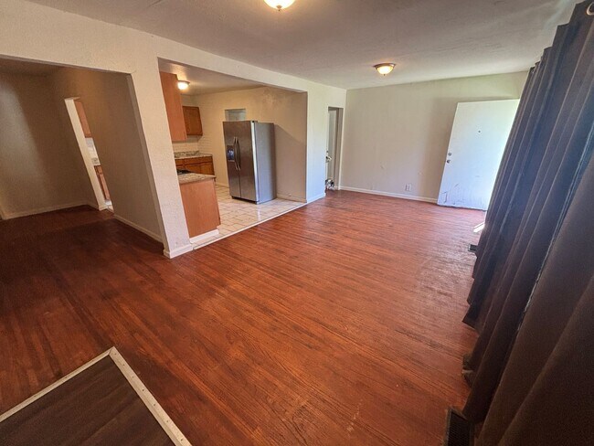 Building Photo - Tulsa Single Family Home for Rent 3 beds 2 bath