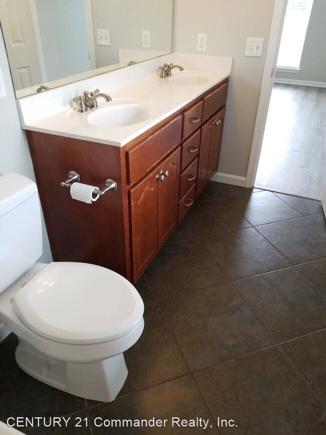 Building Photo - 4 br, 2 bath House - 2915 Cedars Crossing