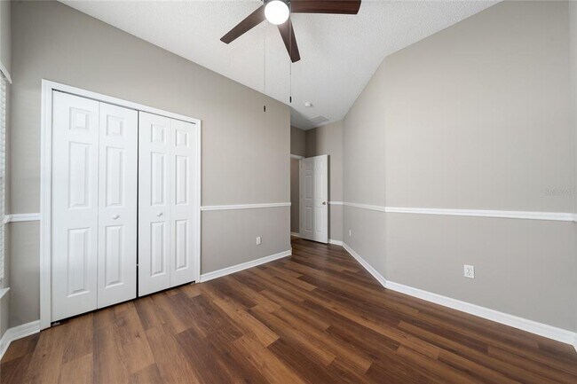 Building Photo - 9724 Myrtle Creek Ln