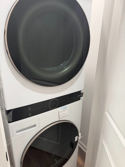 Building Photo - 501 Linden St