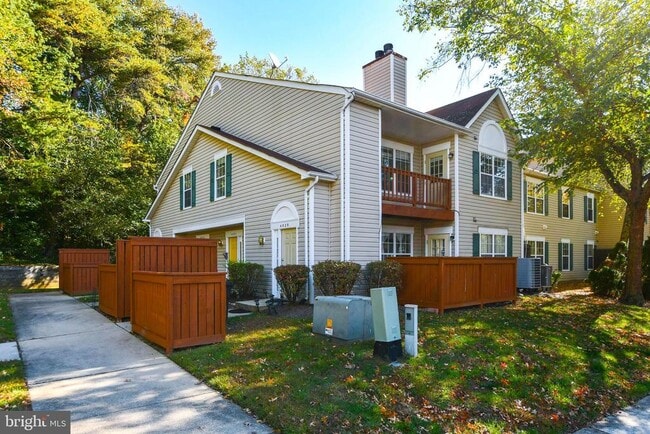 Building Photo - 4529 Running Deer Way