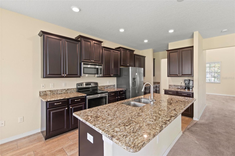 Building Photo - 16614 Myrtle Sand Dr