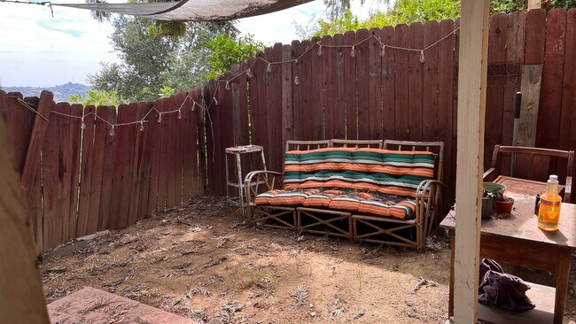 Building Photo - 1472 Silverwood Dr